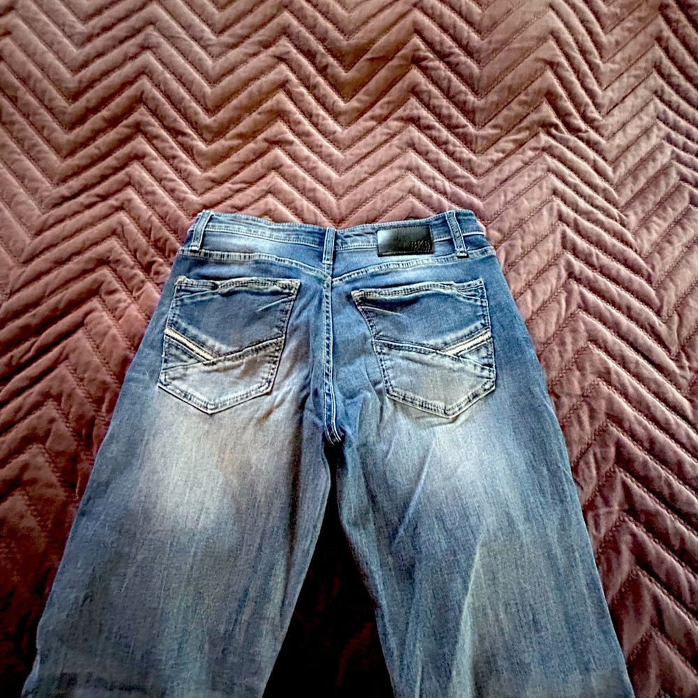Men’s buckle jeans